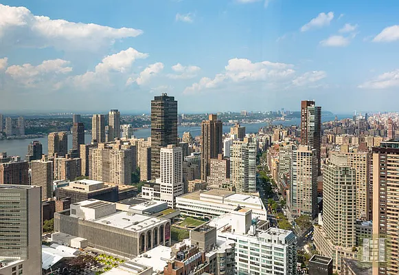 Rented by Halstead Real Estate | media 21