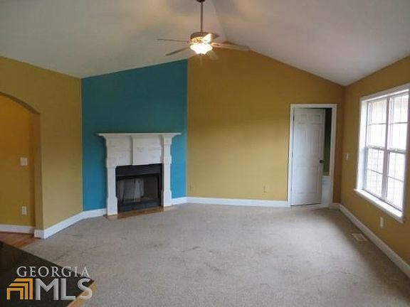 4th image of 144 Nickel Creek Dr