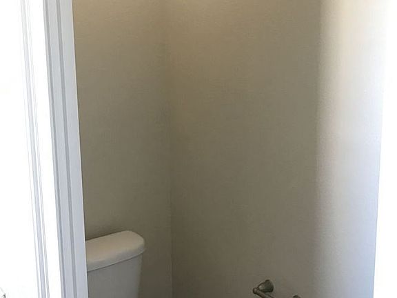 5th image of 9887 Pecan Hickory Way