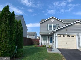 28 McGlynn Ln, Bunker Hill, WV 25413
