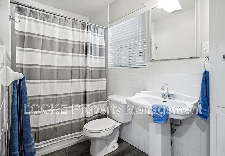 3528 Rogers Ave — Photo 11