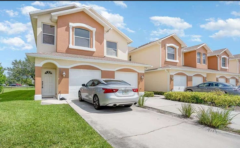 1st image of 1040 Venetian Dr Unit 201