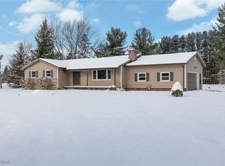 12310 Bean Rd, Chardon, OH 44024