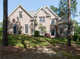 100 Stafford Ct, Southern Pines, NC 28387