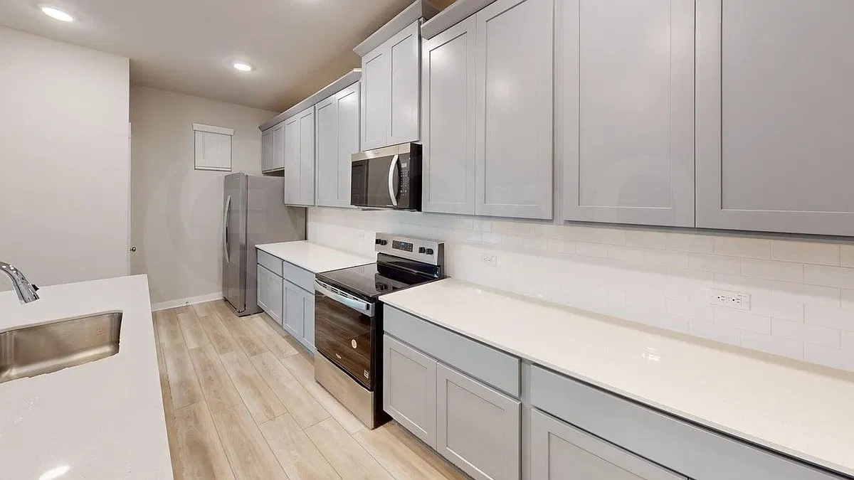 3 bed, 2.5 bath, 1788 sqft, $2,500 — Photo 2