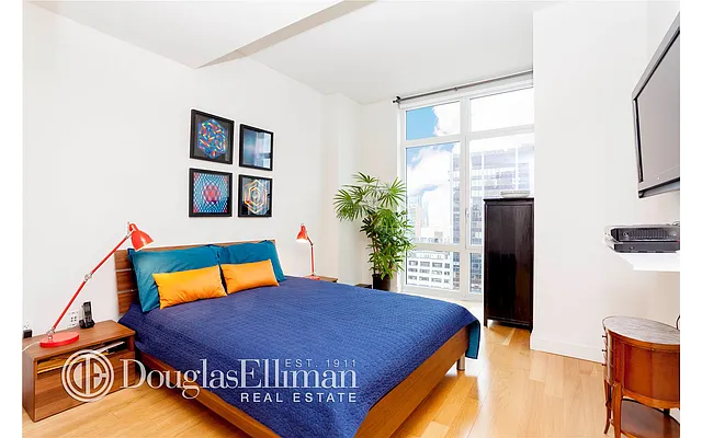 Sold by Douglas Elliman | media 3