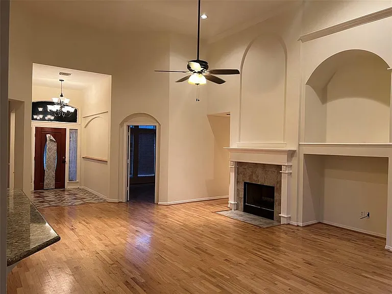 17707 Cypress Laurel St — Photo 10