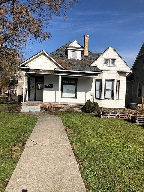 1st image of 301 E Nora Ave