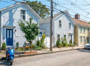 19 3rd St, Newport, RI 02840
