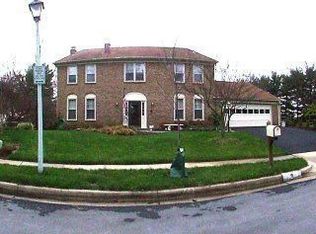 9 Halifax Ct, Rockville, MD 20850