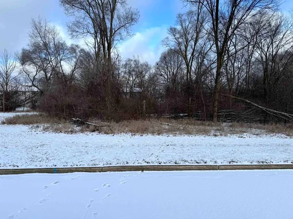 1509 Flynn Ln, Mount Pleasant, MI 48858