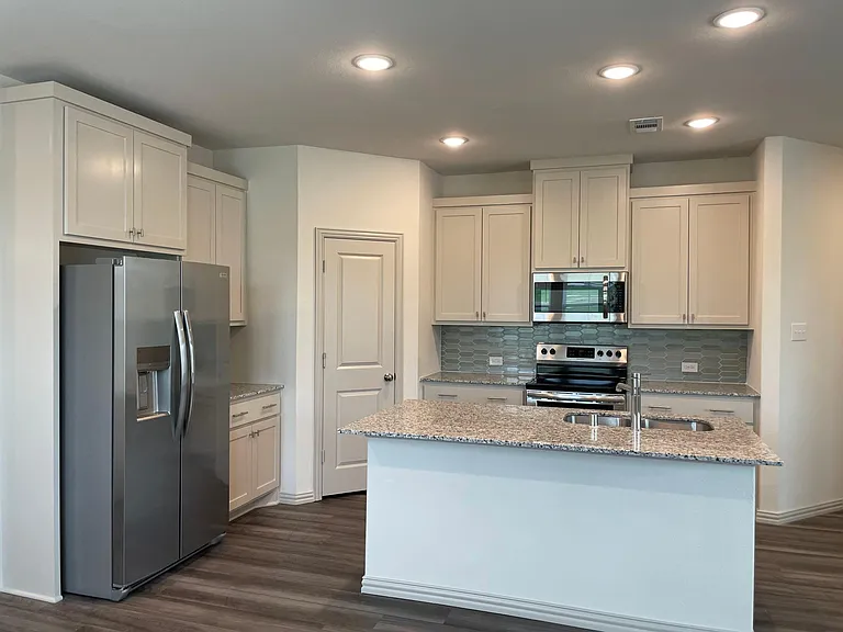 5111 Community St — Photo 6