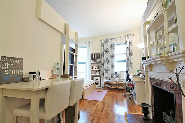 Rented by JK Dansar Corp | media 38