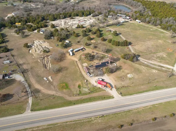 11678 S State Highway 121, Trenton, TX 75490