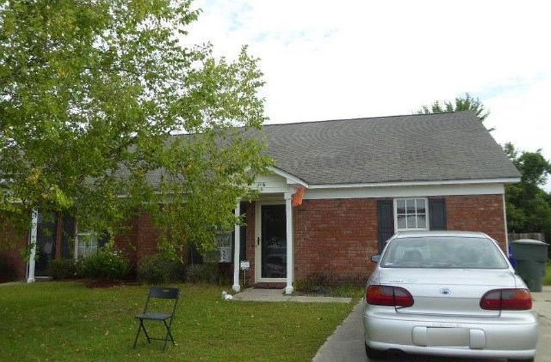 1st image of 1116 Masters Ln #B