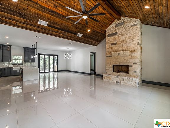 4th image of 266 Gallagher Dr