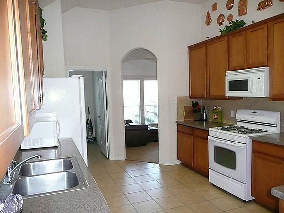 5th image of 28815 Hidden Cove Dr