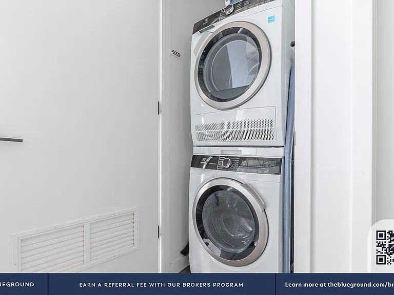 Washer/Dryer in Apartment