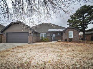 3105 S Eastern Ave, Moore, OK 73160