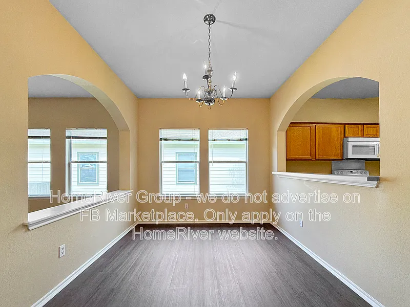 4 bed, 2.0 bath, 1611 sqft, $1,750 — Photo 3