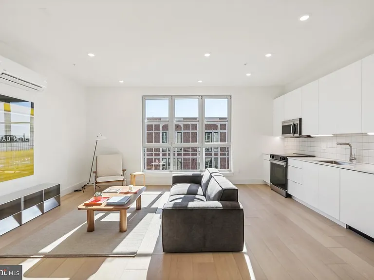 2406 Frankford Ave #21 — Photo 12