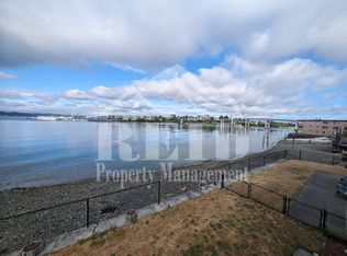 305 Shore Dr #307, Bremerton, WA 98310