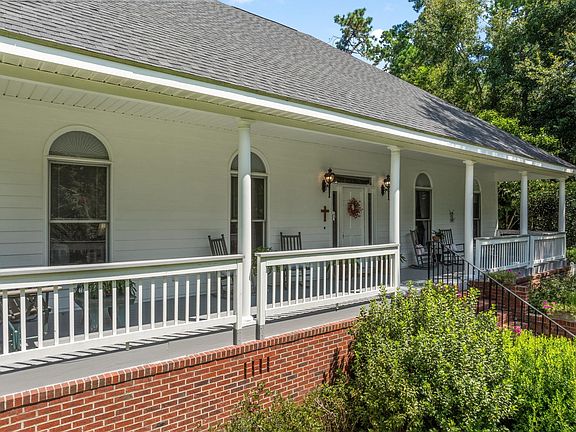 3rd image of 1488 Manor House Dr