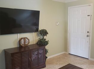 8959 Antigua Dr, Seminole, FL 33777