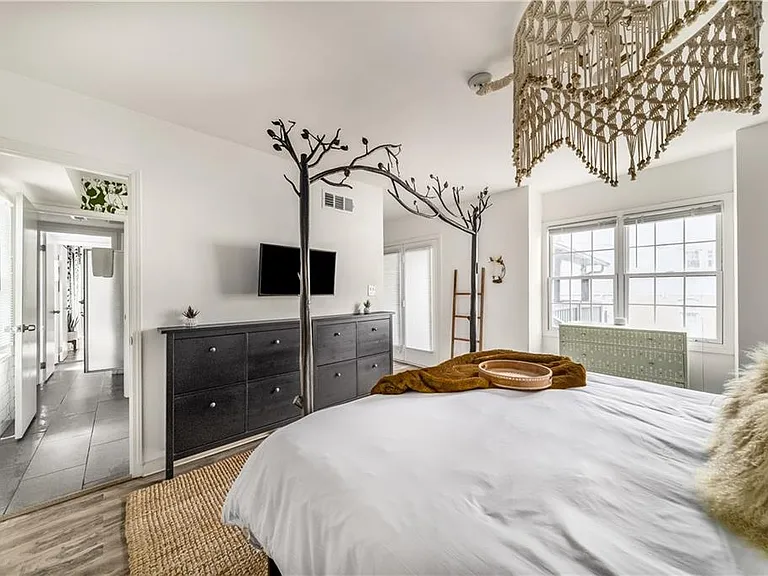 970 Charles Allen Dr NE #D — Photo 11