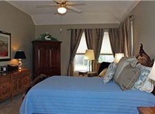 9510 Pecan Glen Ct, Houston, TX 77040