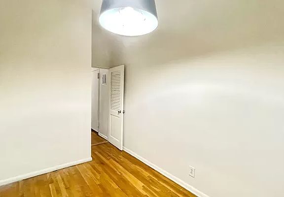 5th image of 424 W 57th St #1DD