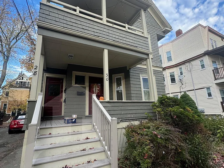 28 Francesca Ave — Photo 10