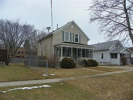 1335 Jackson St photo 1