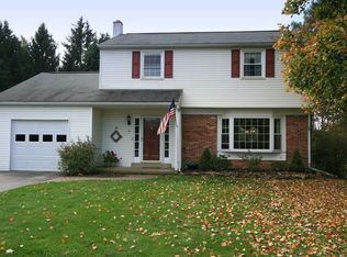 8 Cambridge Rd, Downingtown, PA 19335