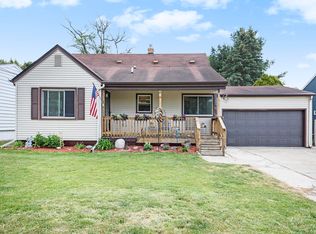 126 Oak St, Rockford, MI