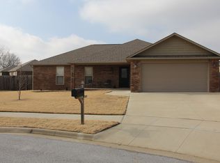 1808 Audabon Park Ct, Siloam Springs, AR 72761