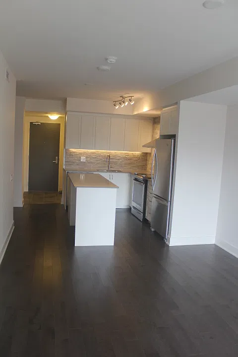 411 Mackay St — Photo 3