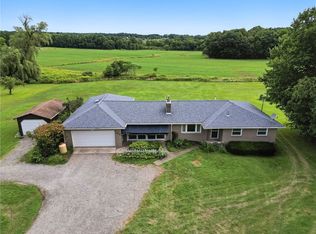 832 Clarksville Rd, Mercer, PA 16137