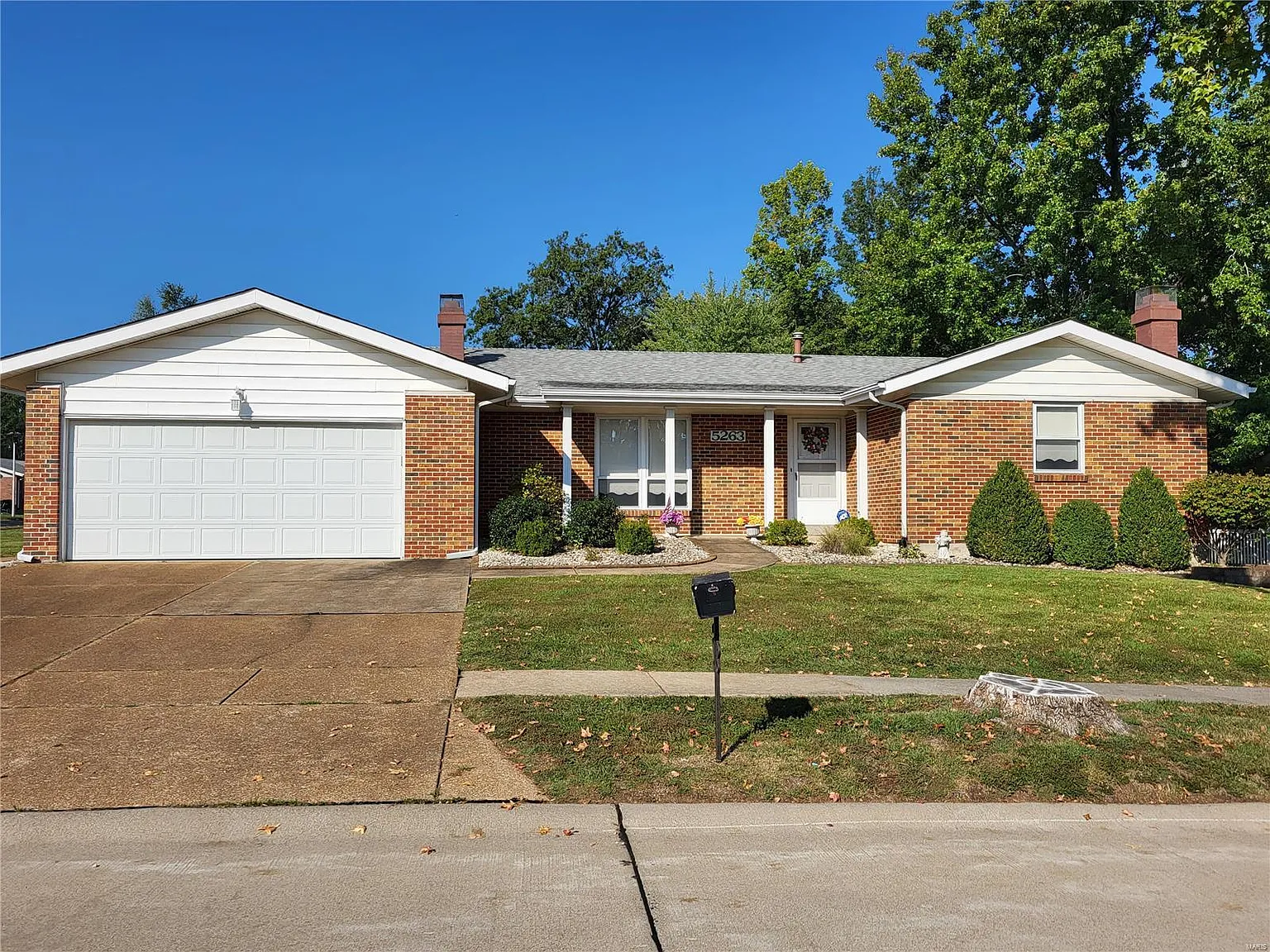 5263 Mild Dr photo 1