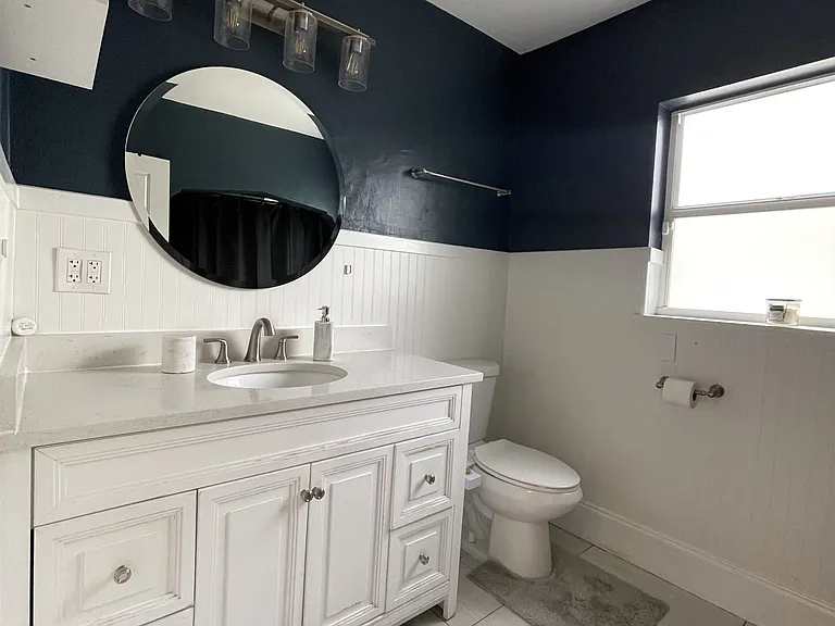 1314 E Conover St — Photo 8