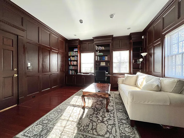 18 W Haviland Ln — Photo 11