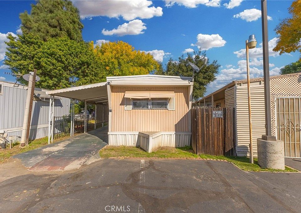1st image of 2075 W Rialto Ave Space 29