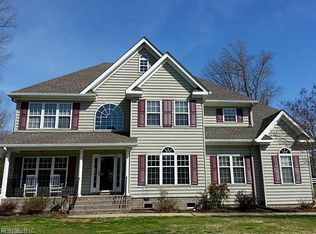 216 Salisbury Ct, Smithfield, VA 23430