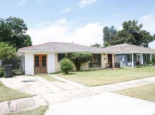 4422 Wellington Dr, New Orleans, LA 70122