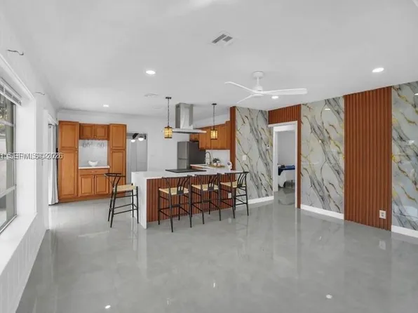 2718 Sherman St, Hollywood, FL 33020