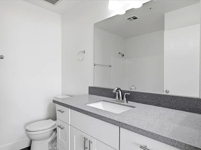 44441 San Rafael Avenue — Photo 10
