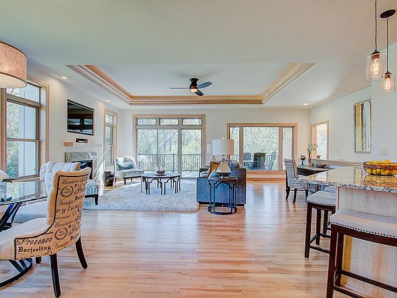 3rd image of W126N7844 Riverview Ln Bldg 4