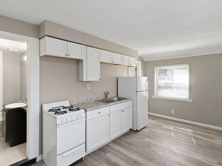 24311 Plymouth Rd — Photo 1