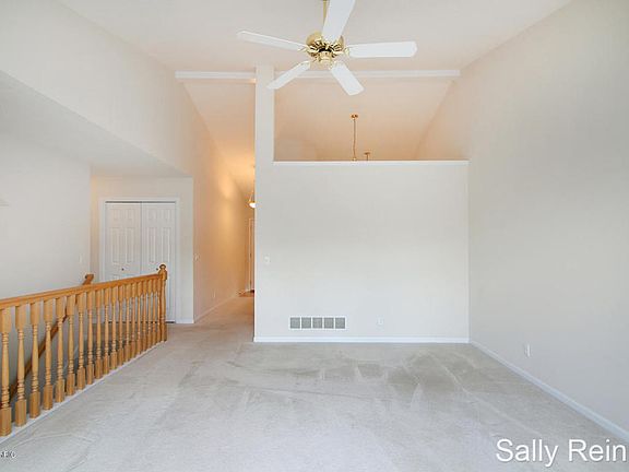 5th image of 8767 Courtland Dr NE #88
