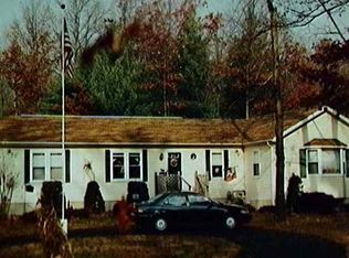 2821 W Lydius St, Schenectady, NY 12306